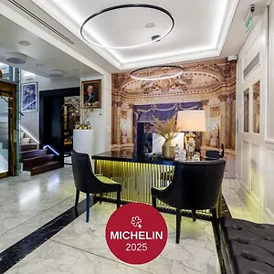 Teatro Boutique Old Town - Destigo Warszawa