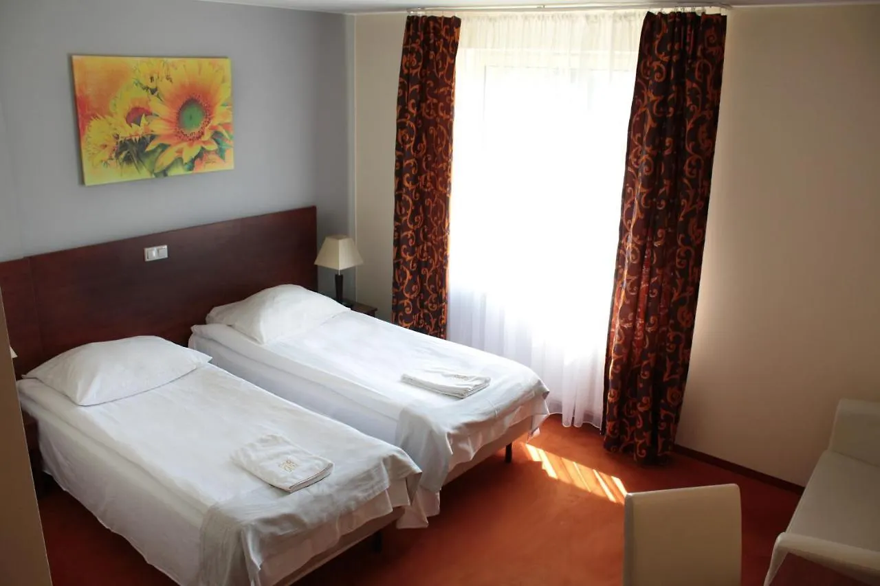 Hotel Gordon 바르샤바 2*,